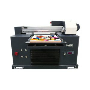 Especificacións Uso: Tipo de tarxeta de impresora de tarxeta: Impresora plana Estado: Novas dimensións (L * W * H): 65 * 47 * 43 CM Peso: 62 kg Grao automático: Tensión automática: AC220 / 110V Garantía: 1 ano Impresión dimensión: 16,5x30 CM Tipo de tinta A4 SIZE: nome de produtos LED de tinta UV: Pequena impresora Tamaño A4 Máquina de impresión dixital Tinta plana para impresora UV: tinta LED UV Altura de impresión: 0-50 mm Sistema de tinta: sistema CISS Cores de tinta: CMYKWW Número de toberas: 90 * 6 = 540 Software de impresión: WINDOWS SYSTEM EXCEPTO WIN 8 Voltaxe :: AC220 / 110V Potencia bruta: 30W